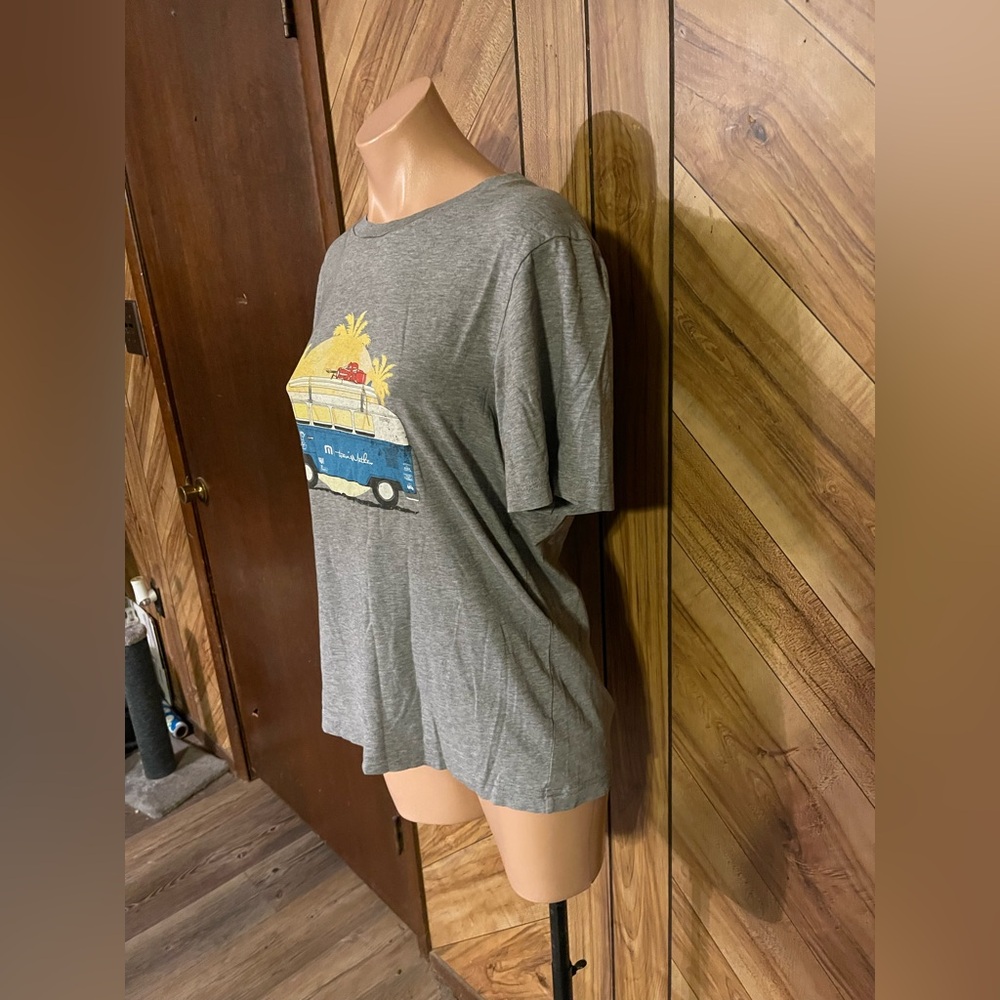 TravisMathew Men’s Medium Gray Shibby Graphic Print T-Shirt - Picture 5 of 7